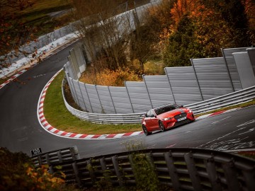 Jaguar XE SV Project 8 – Najszybszy sedan na Nürburgringu